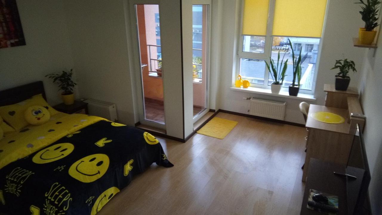 Positive Smile Studio Apartment In The Colorful Comfort Town Residental Complex. Kt-06. キエフ エクステリア 写真
