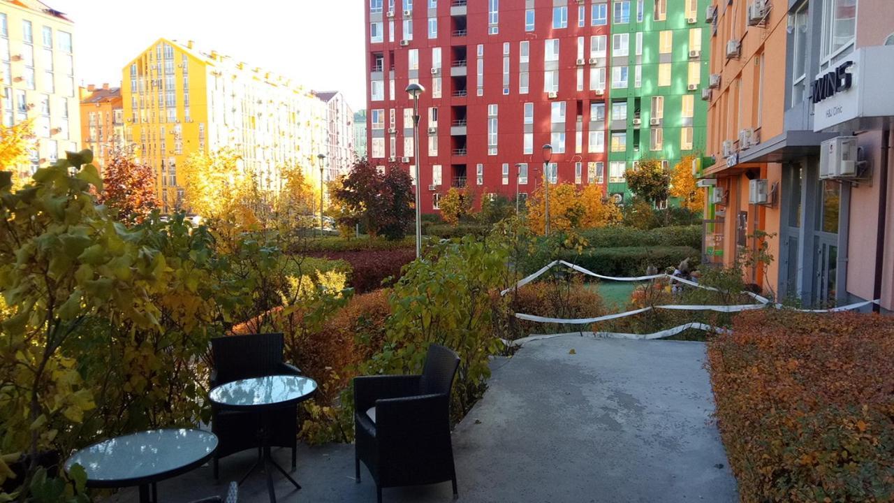 Positive Smile Studio Apartment In The Colorful Comfort Town Residental Complex. Kt-06. キエフ エクステリア 写真
