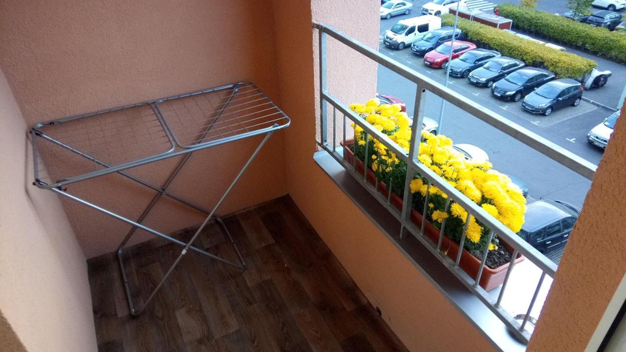 Positive Smile Studio Apartment In The Colorful Comfort Town Residental Complex. Kt-06. キエフ エクステリア 写真